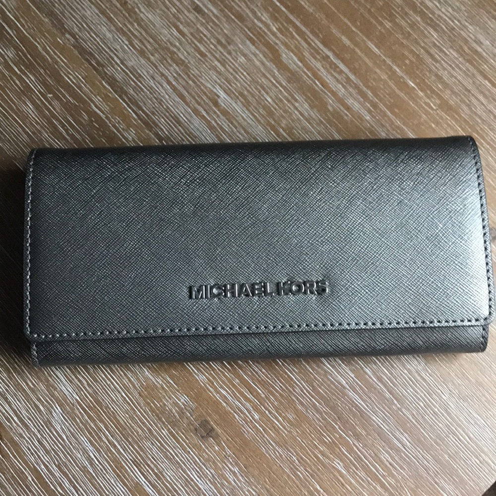 Michael Kors Wallet 💁🏻♀️